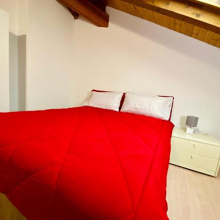 Casa Dei Leoni Lejlighed Aosta Eksteriør billede